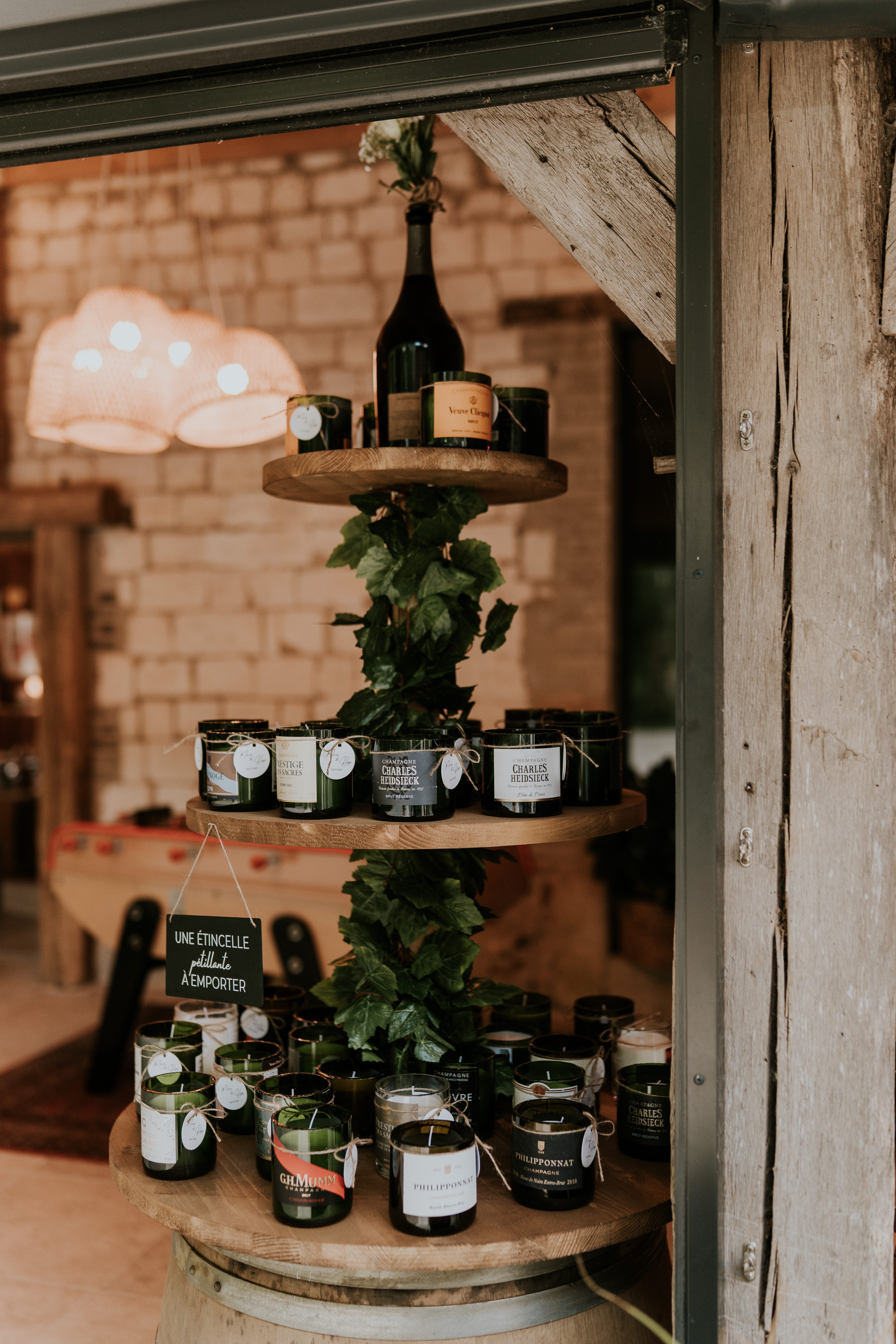 Marion et Hugo - Mariage Domaine de Vaugency Champagne 2025 - photo 02